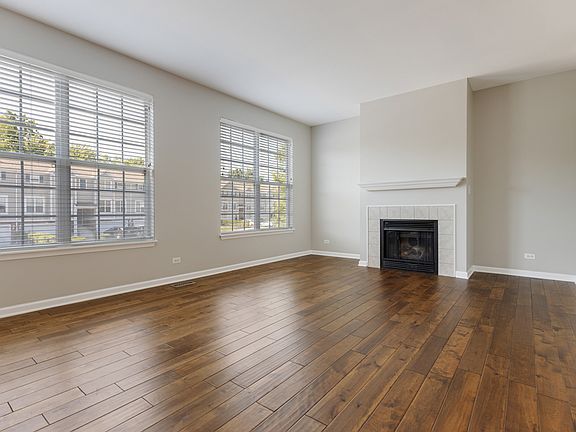 3rd image of 2255 Hudson Cir #2255