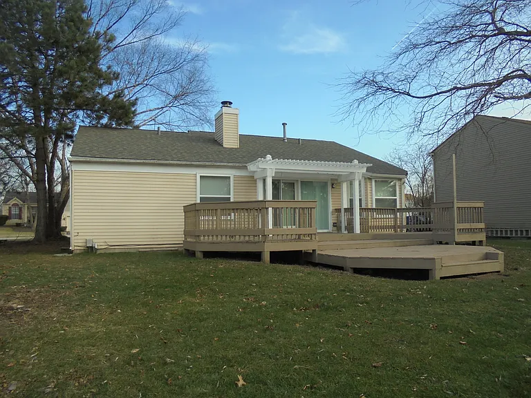 1534 Saint Andrews Cir — Photo 30