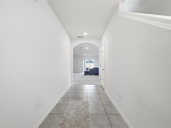 4th image of 706 Chinoy Rd