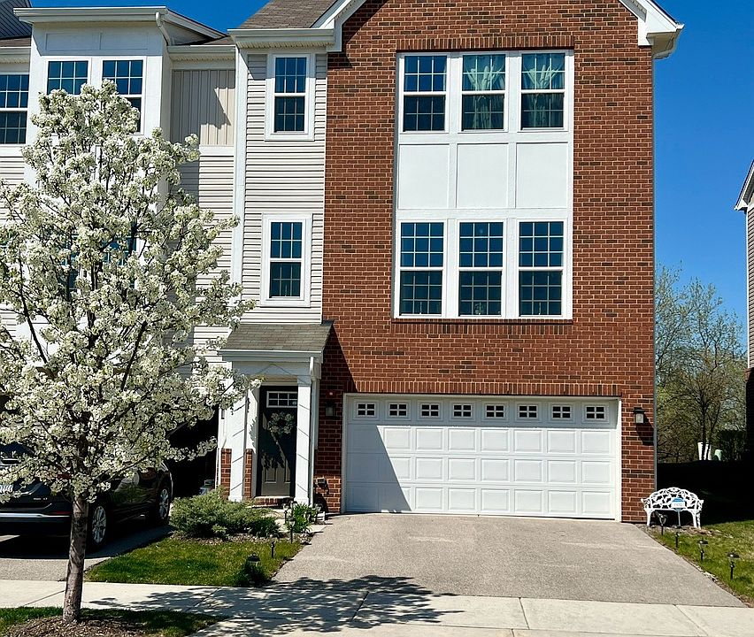 1st image of 790 Weller Dr