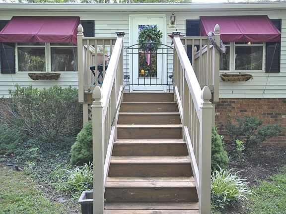 4th image of 113 Sunburst Hills Rd