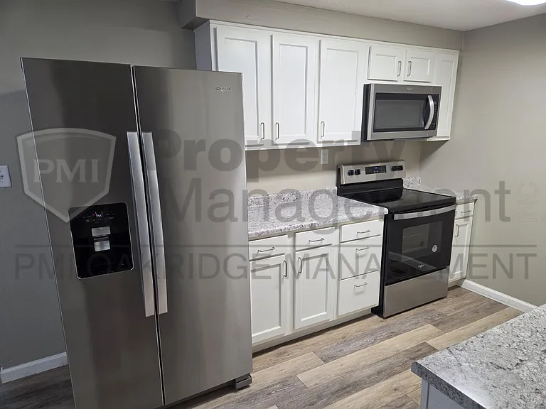 1256 Heritage Dr — Photo 11
