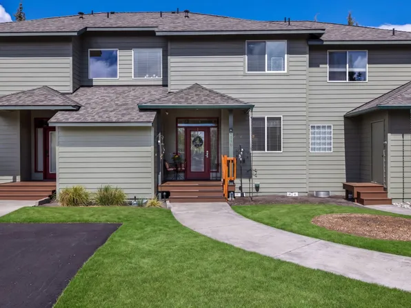 1116 Golden Pheasant Dr, Redmond, OR 97756