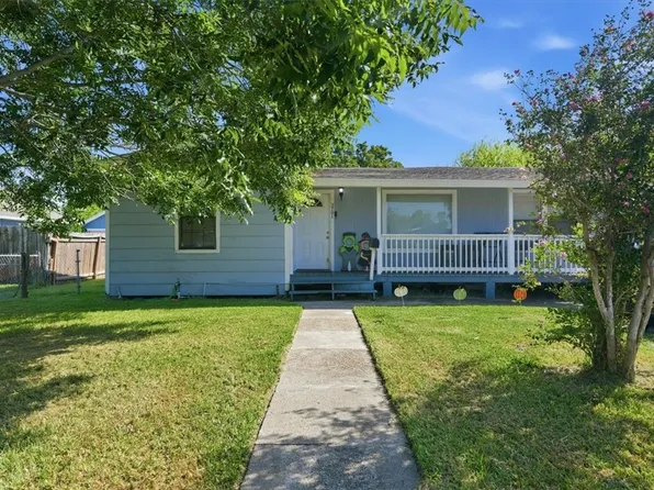 2701 Nemec St, Corpus Christi, TX 78415