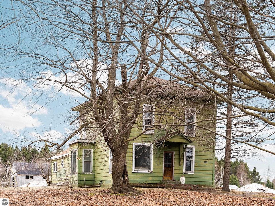 1st image of 1930 Tyler Rd SE