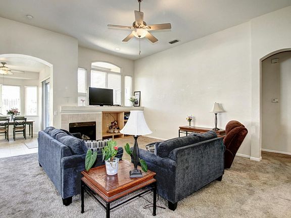 4th image of 7973 Montevina Dr