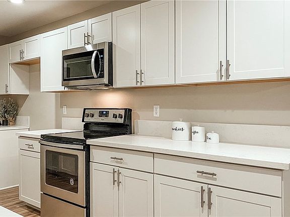 3rd image of 6008 E Avenue T2
