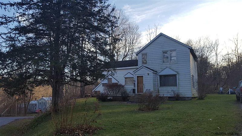 2nd image of 2018 BURTONSVILLE Road