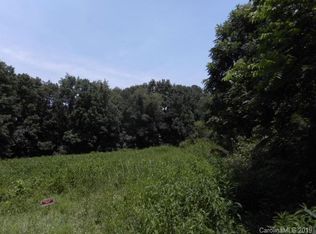 6 Saddle Ridge Dr, Nebo, NC 28761