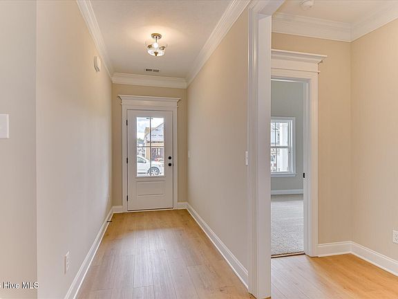 5th image of 425 Granard Street
