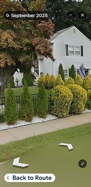 1st image of 47 Leonardine Ave