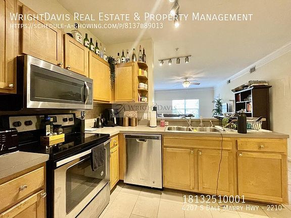 5th image of 4207 S Dale Mabry Hwy Unit 2210