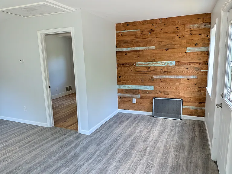 70 Webster Locks Rd — Photo 11