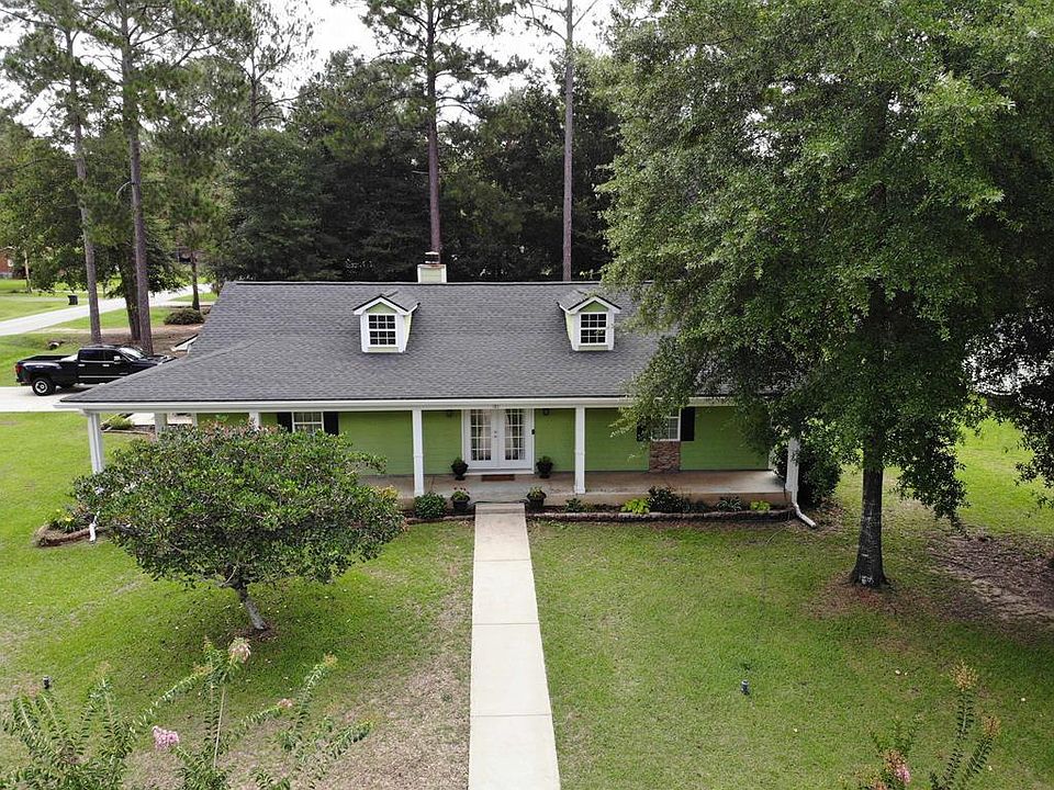 1st image of 101 Leighton Dr