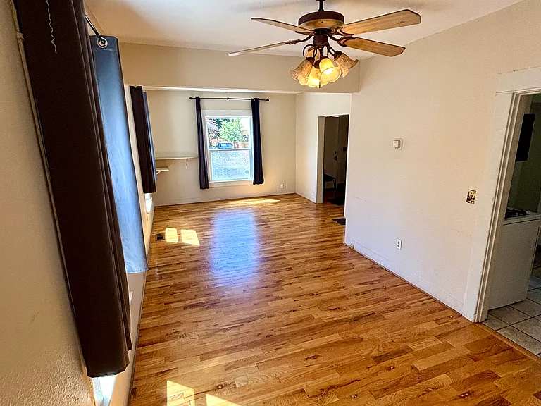 5324 NE 19th Ave — Photo 4