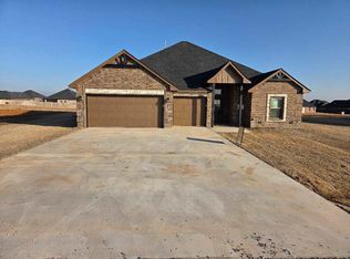 5632 NE Minnow Ln, Elgin, OK 73538