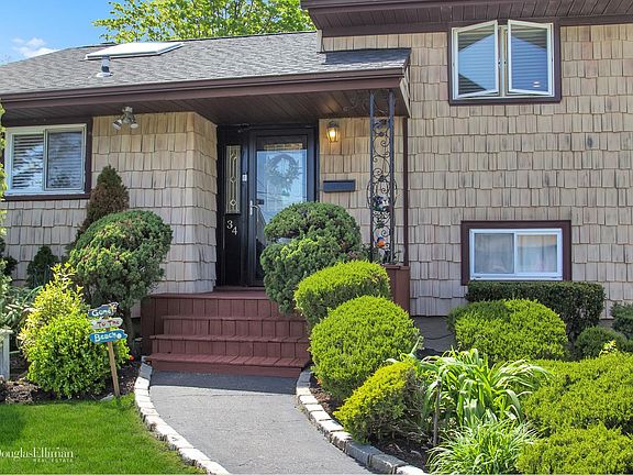 2nd image of 34 Jomarr Ct