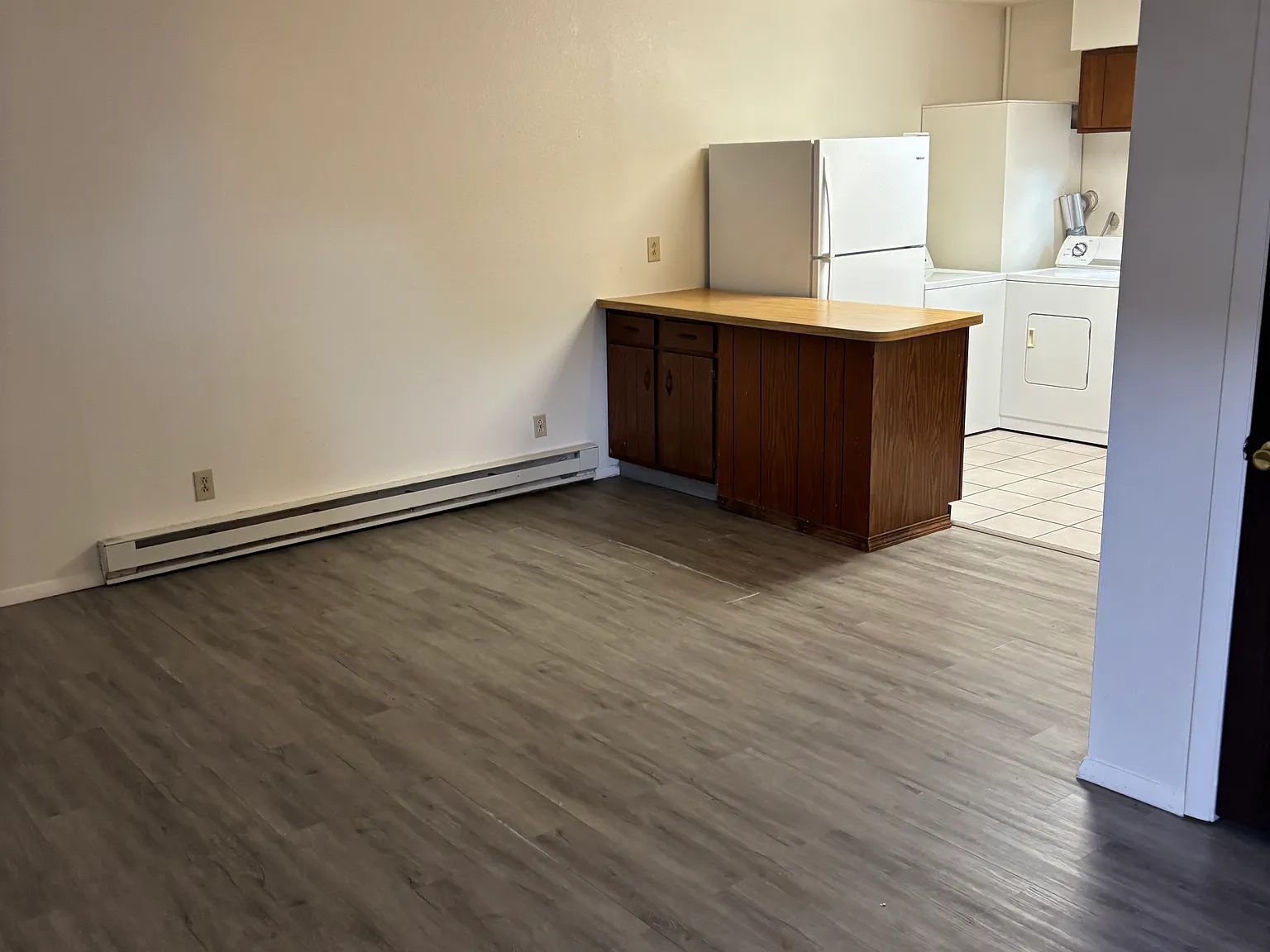 2 bed, 800 sqft, $1,000 — Photo 3