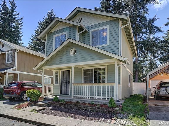 Stroll along Central Highlands sidewalk friendly neighborhood. 