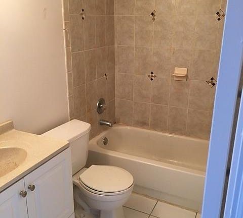 5th image of 830 NE 212th Ter #0