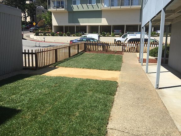 2nd image of 1127 Village Dr APT 5