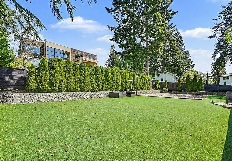 9544 Lake Washington Blvd NE — Photo 40
