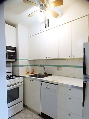 Rented by Compass | media 8