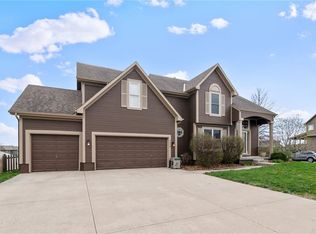 9822 N Skiles Ave, Kansas City, MO 64157