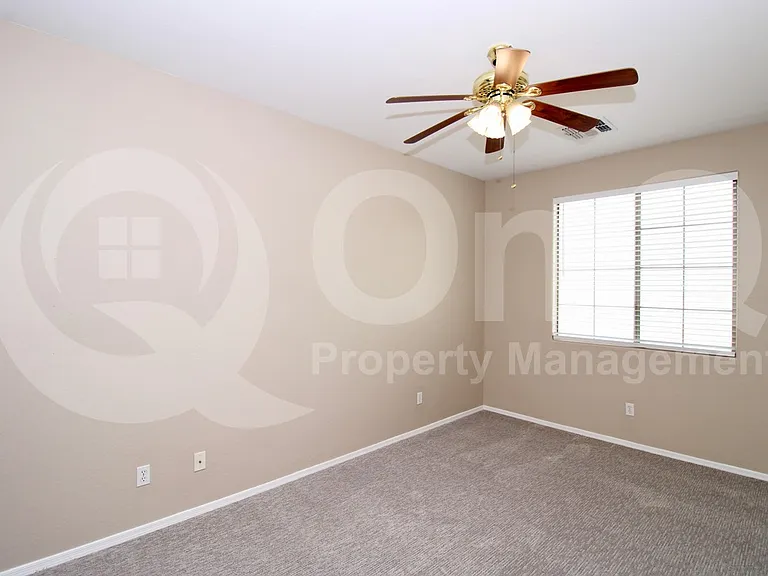 1199 E Browning Pl — Photo 17