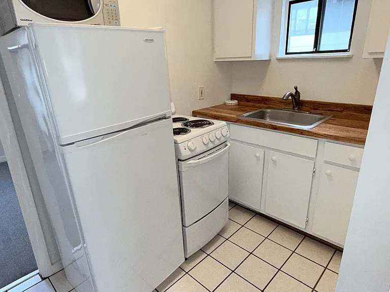 ALL UTILITIES INCLUDED!