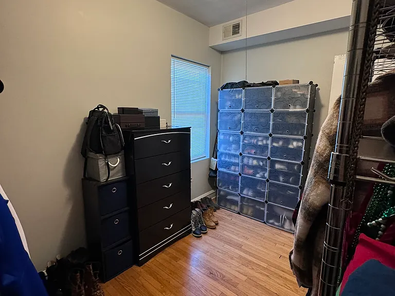 4655 N Drake Ave #2 — Photo 8