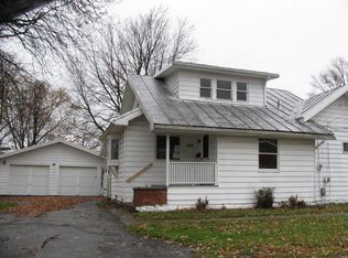 108 E Walnut St, Cardington, OH 43315