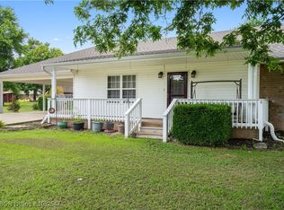 463732 E 1044th Loop, Sallisaw, OK 74955