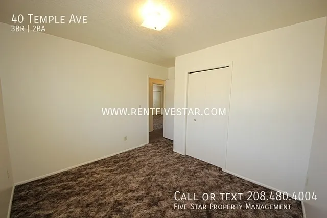 40 Temple Ave — Photo 9