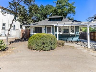 894-894B S Pasadena Ave, Pasadena, CA, 91105