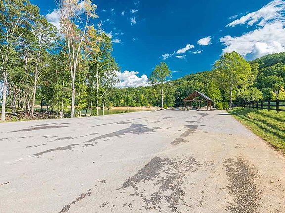 5th image of Lot 44 Lakeside Ct Lot 44