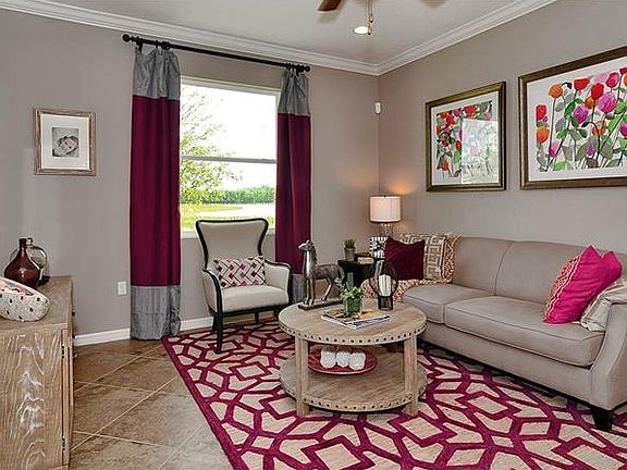3rd image of 3832 Silverlake Way