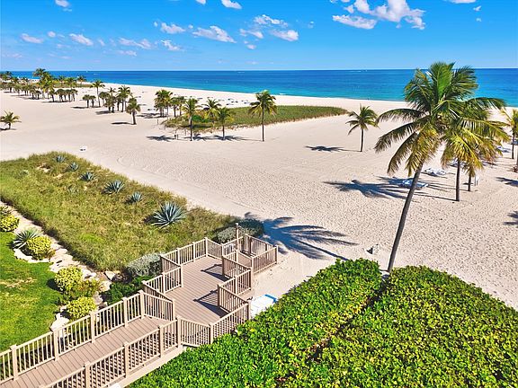 4th image of 1710 S Ocean Lane #202