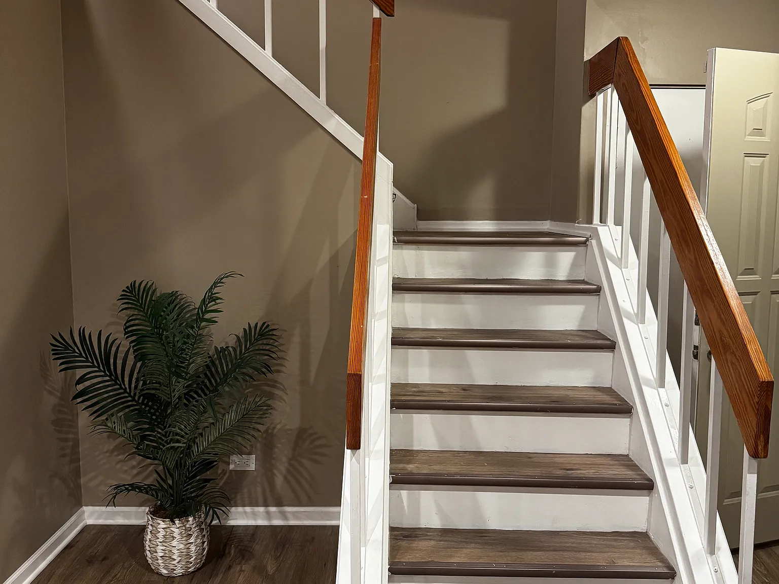 2 bed, 1.5 bath, 1400 sqft, $2,495 — Photo 4