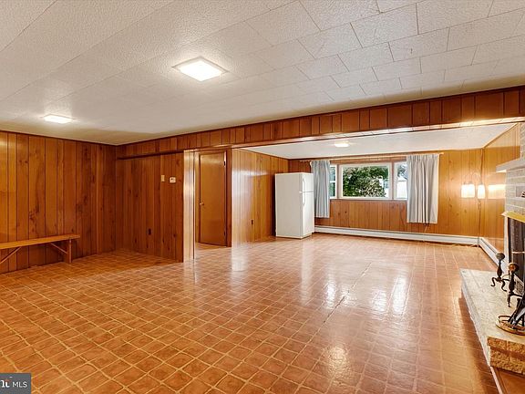 5th image of 1598 Druck Valley Rd