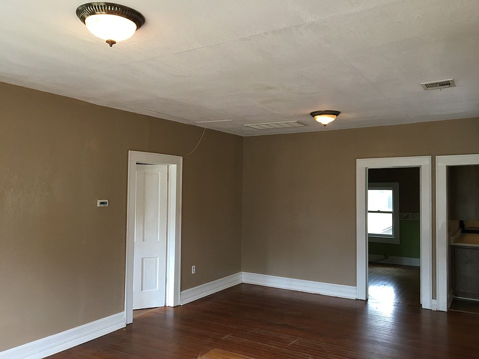 1005 Cedar St, Perry, OK 73077 Zillow