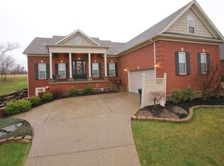 407 Wood Springs Rd, La Grange, KY 40031