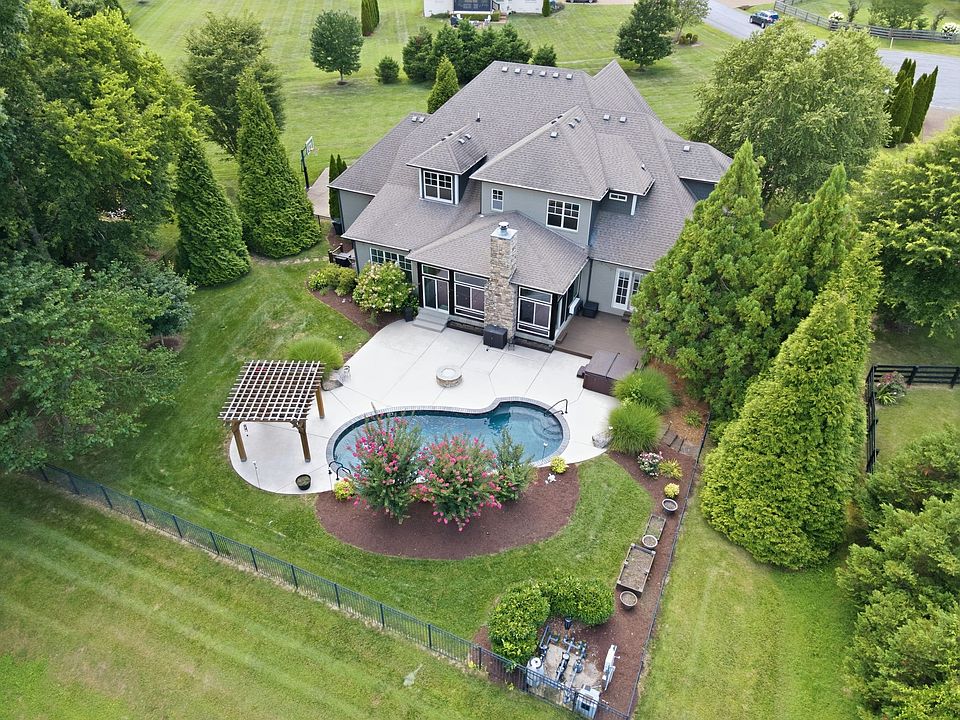 1st image of 4509 Hyannis Ct
