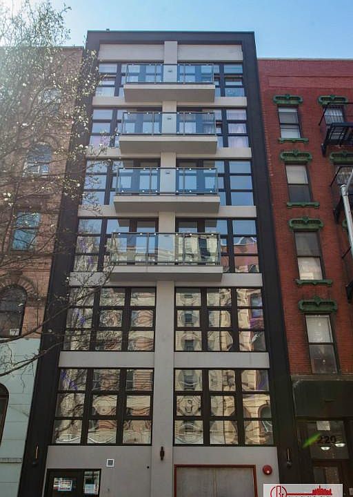 1st image of 222 E 7th St #4F