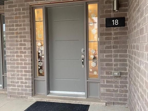 3rd image of 205 W Oak Trl #18