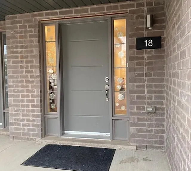 205 W Oak Trl #18 — Photo 3