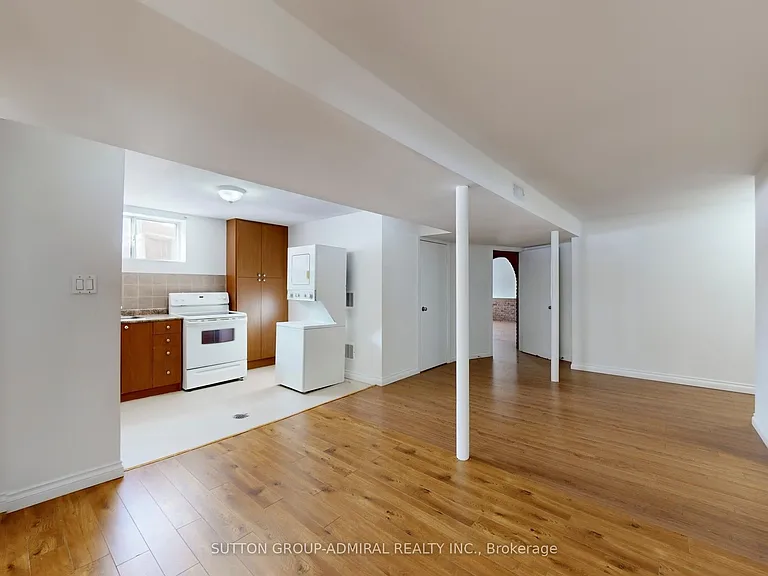 129 Crestwood Rd #BASEMENT — Photo 8