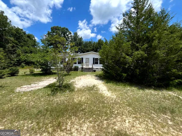 952 River Ridge Cir, Jesup, GA 31545