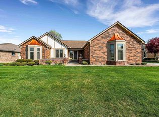 14936 Rivendell Dr, Sterling Heights, MI
