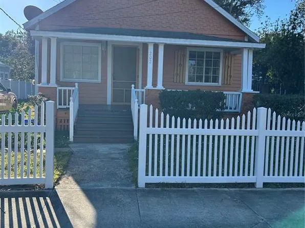 202 S Myrtle Ave, New Smyrna Beach, FL 32168